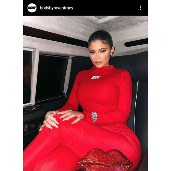 ❗SOLD❗Rare!! Red Legging Set From Body By Raven - Picture 5 of 8